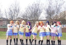 《掌握Lovelive手游，征服虚拟偶像的世界》（手把手教你成为真正的lovelive高手）